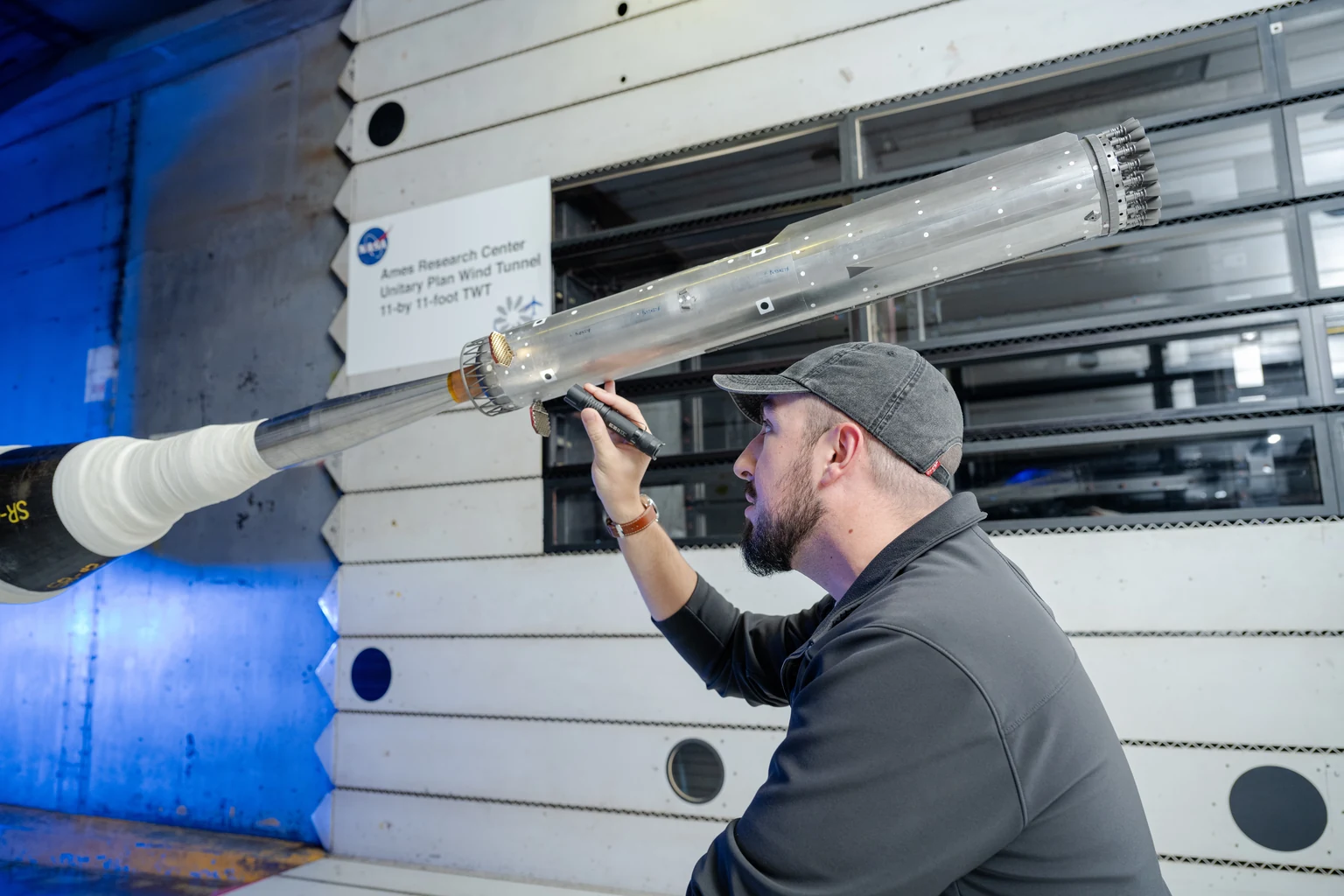 Εικόνα τεκμηρίωσης της NASA για το θέμα: NASA, SpaceX Advance Wind Tunnel Tests for Starship Rocket.