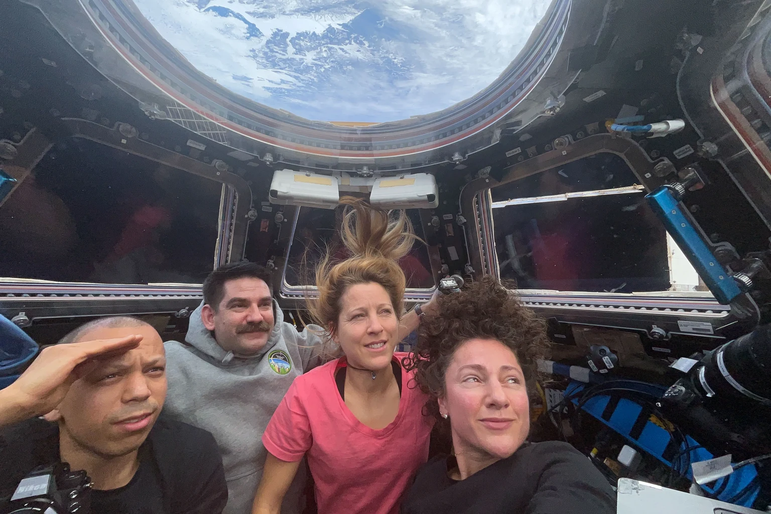 Εικόνα τεκμηρίωσης της NASA για το θέμα: NASA Shares Station Έρευνα Σήμερα Υποστήριξη Σελήνη, Άρης Αύριο.