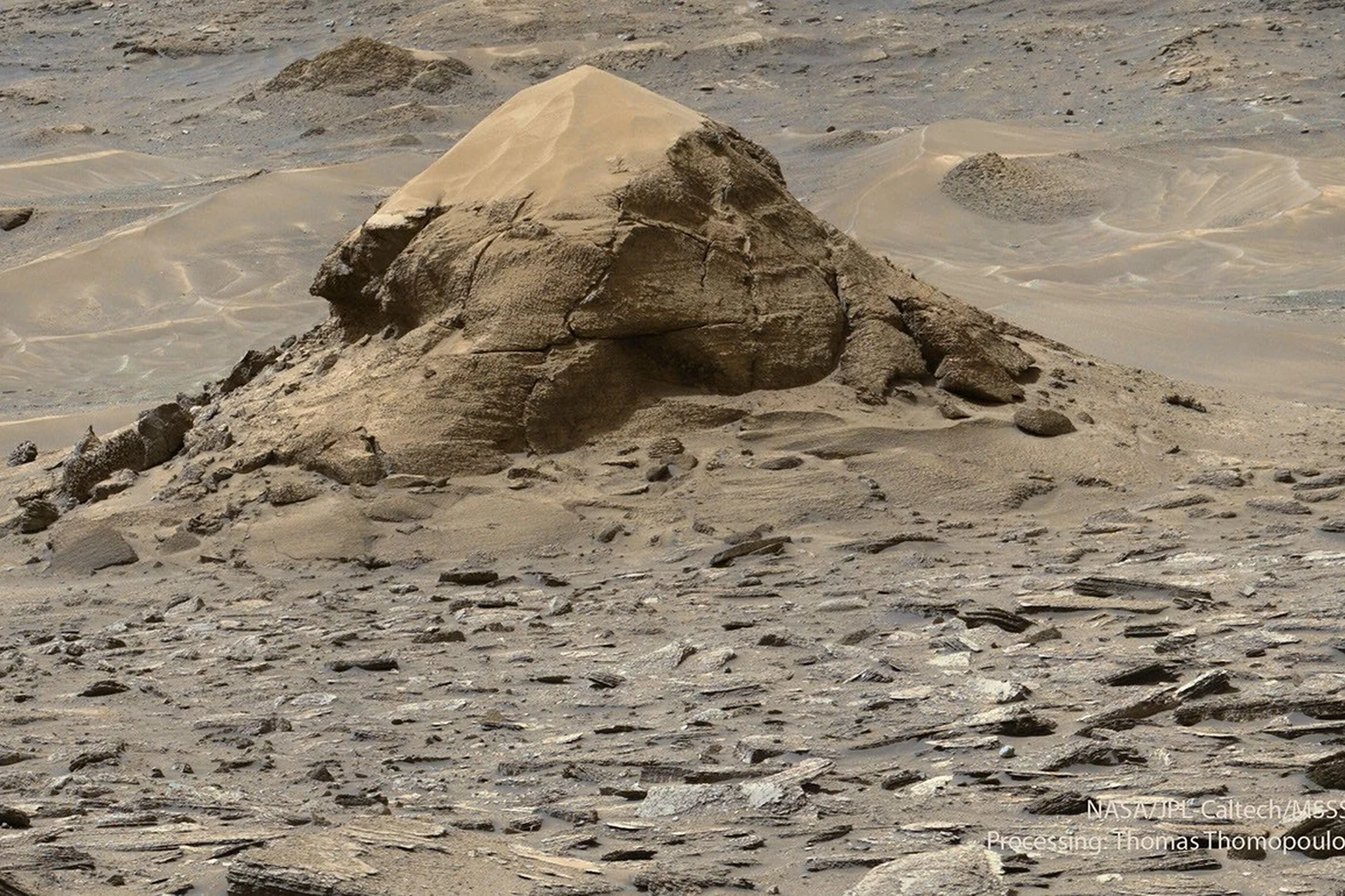 Εικόνα τεκμηρίωσης της NASA για το θέμα: ΑΠΟΔ: 2026 Ιουλίου 21 – Τερτλ Ροκ στον Άρη.
