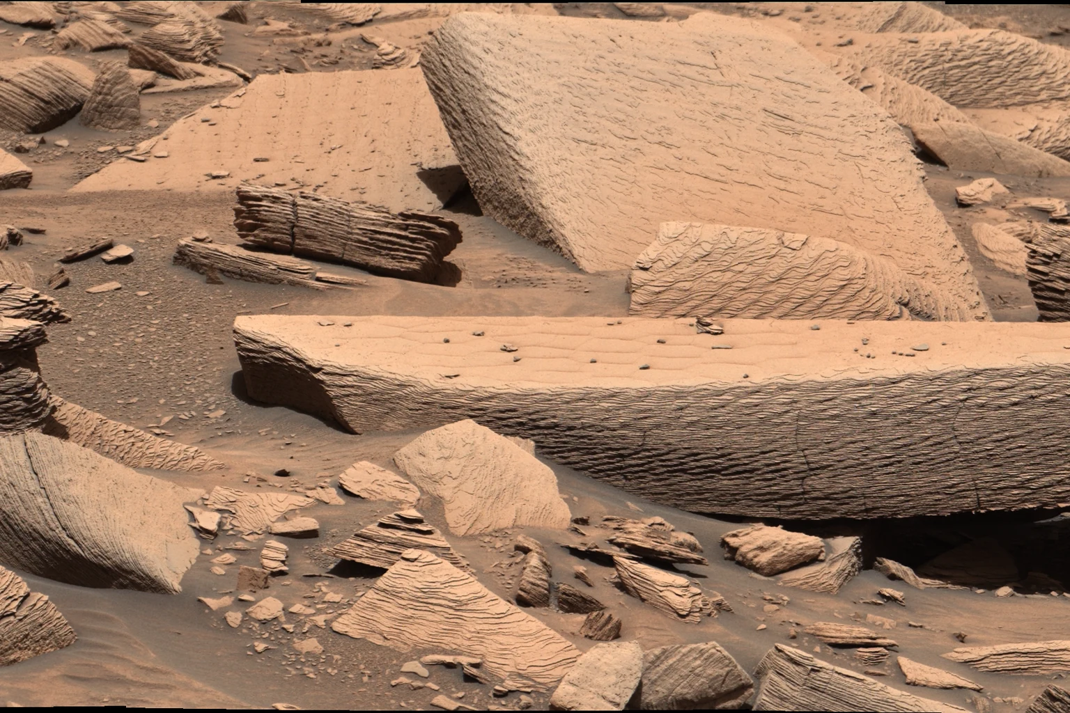 Εικόνα τεκμηρίωσης της NASA για το θέμα: Η περιέργεια βρίσκει αποδείξεις μιας Αρχαίας Αμμοθύελλας.