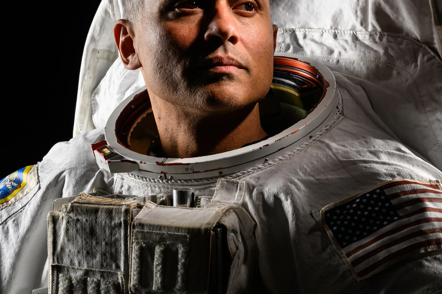 Εικόνα τεκμηρίωσης της NASA για το θέμα: Αστροναύτης της NASA Anil Menon.