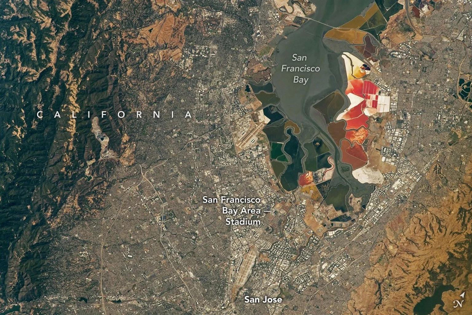 Εικόνα τεκμηρίωσης της NASA για το θέμα: Το Παγκόσμιο Κύπελλο Από 250 Miles Up.