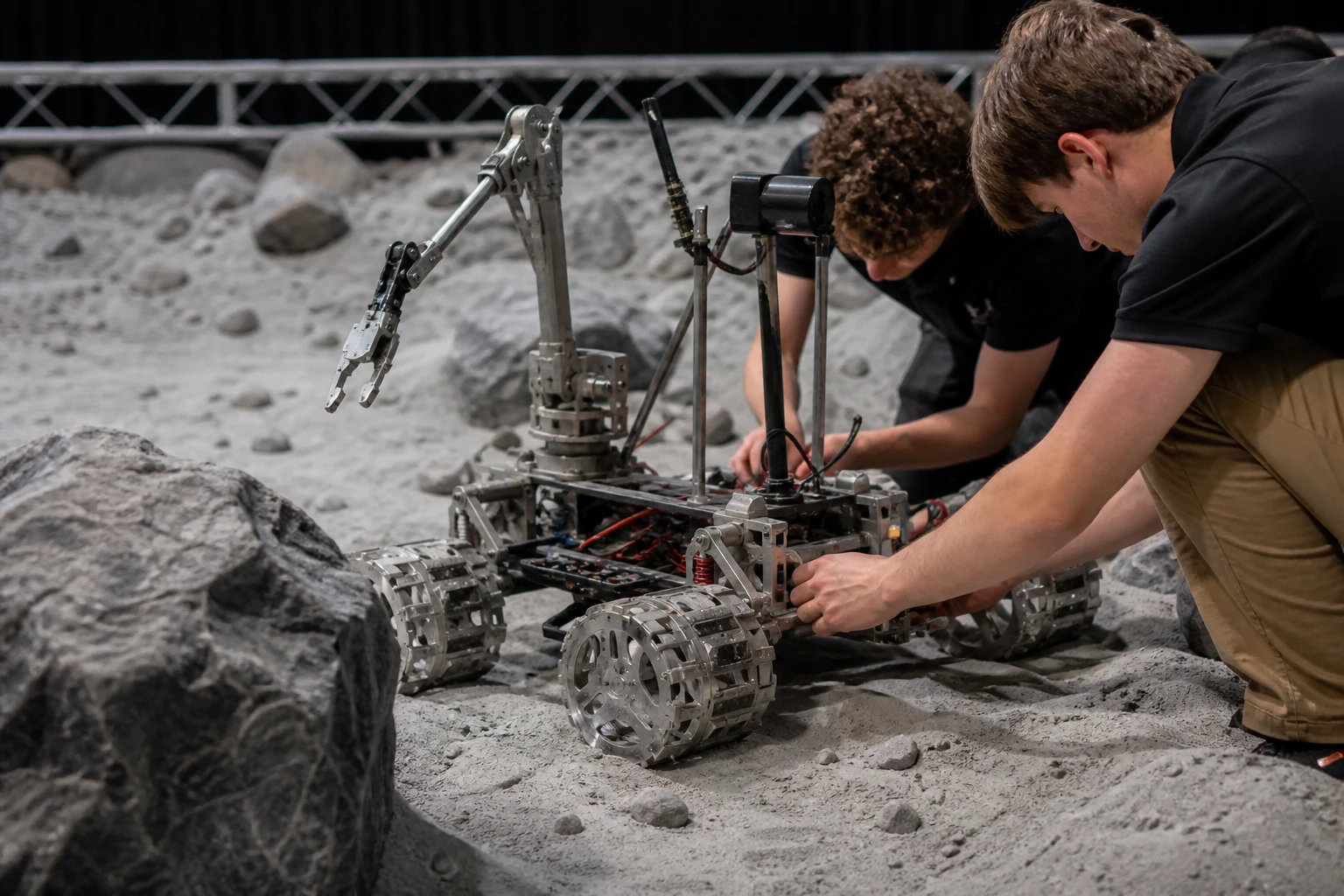 Δημοσιογραφική εικονογράφηση: 2026 Lunabotics της NASA: Κερδίζοντας Φοιτητικές ομάδες Μηχανική σεληνιακή μέλλον