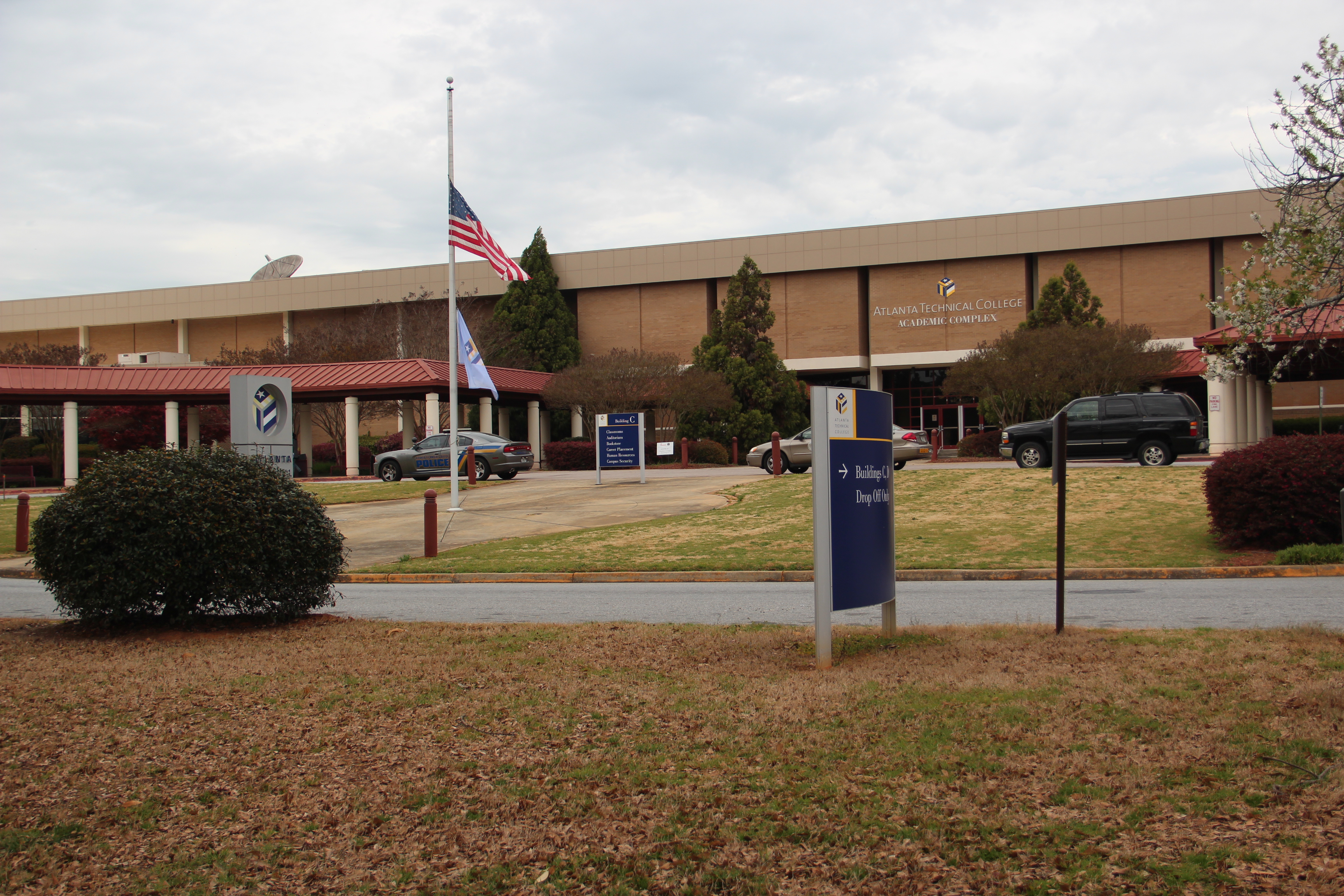 Εξωτερικό του Academic Complex του Atlanta Technical College σε αρχειακή φωτογραφία του 2018.